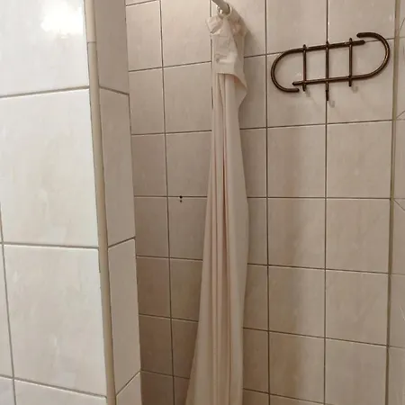 315 Dla Dwoch Osob Z Prywatna Lazienka - Piotrkowska 262-264 3*